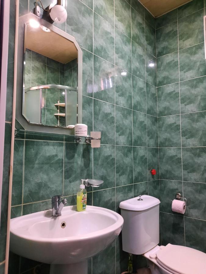Sisi Guest House Kutaisi Ngoại thất bức ảnh
