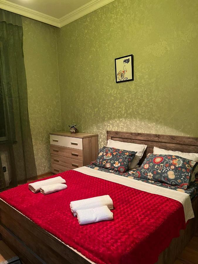 Sisi Guest House Kutaisi Ngoại thất bức ảnh